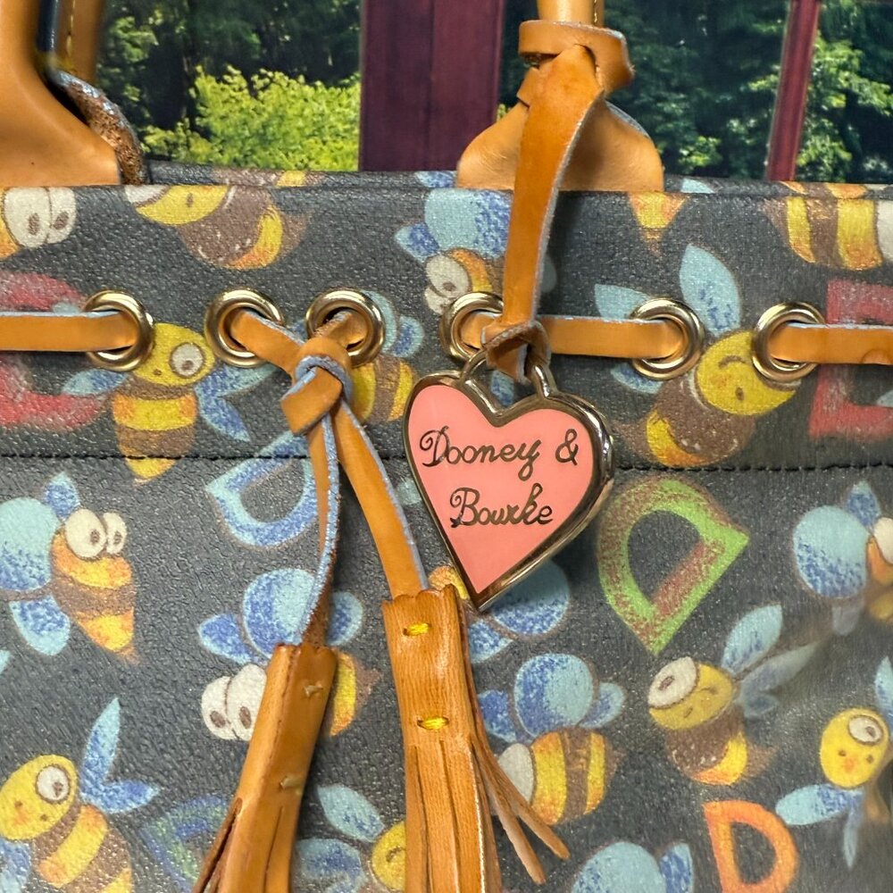 DOONEY & BOURKE🐝 RETRO 🐝BUMBLE BEE SHOULDER BAG - Picture 15 of 16